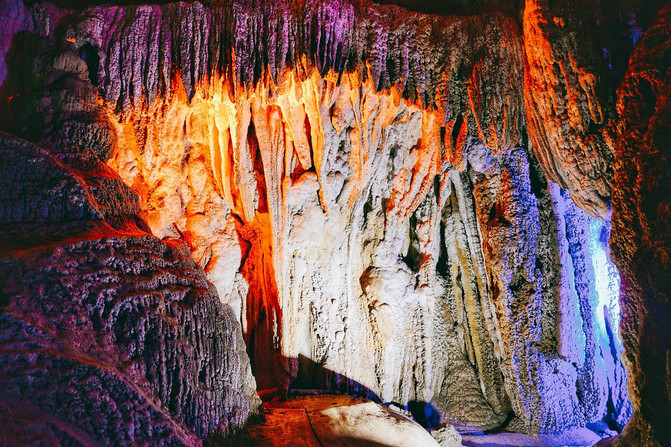 观天坑，游溶洞，桂西北最名不见经传的冷门旅行目的地——乐业