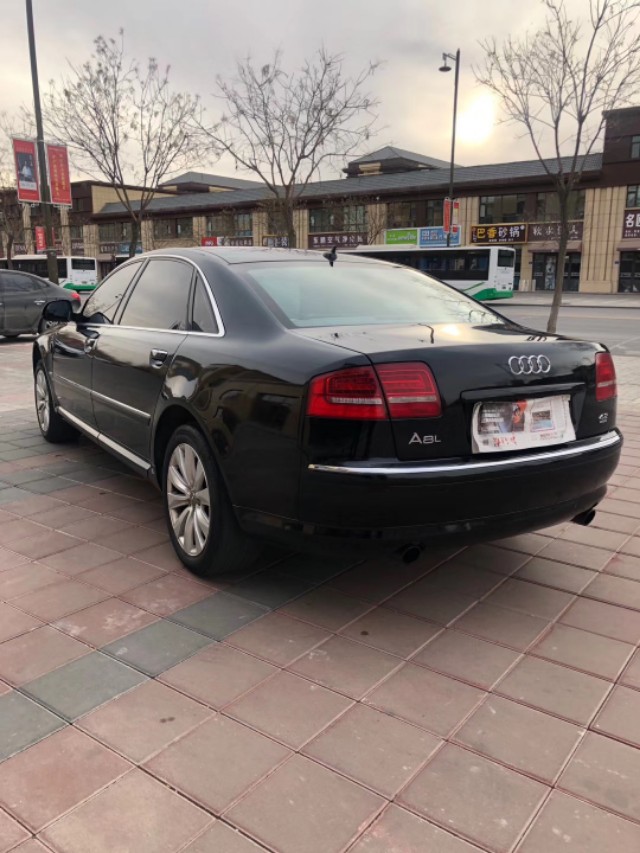 12年老奥迪a8l值得购买吗,老车奥迪a8l