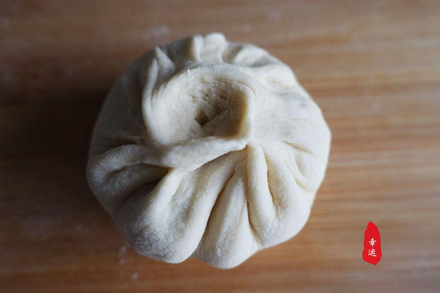 又白又大汁水四溢的包子,又软又好吃的包子