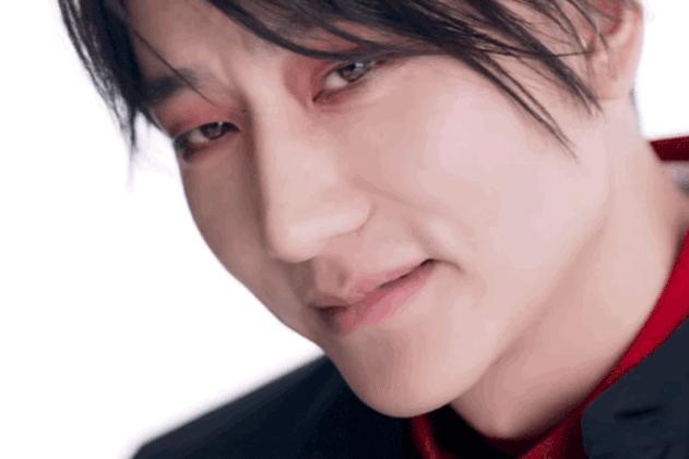 最近男明星代言护肤品,明星代言化妆品为什么不抹脸上