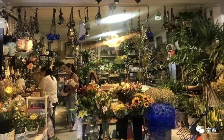 现在年轻人不会买菜做饭,现在的年轻人不会买菜