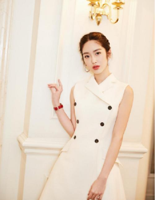 陈金飞现在和刘亦菲还有来往吗,陈金飞和刘亦菲现在关系