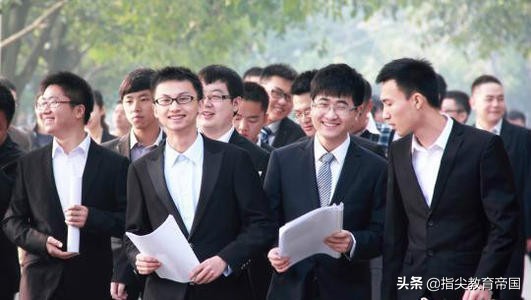 为什么文科找工作难,文科女生适合找什么工作