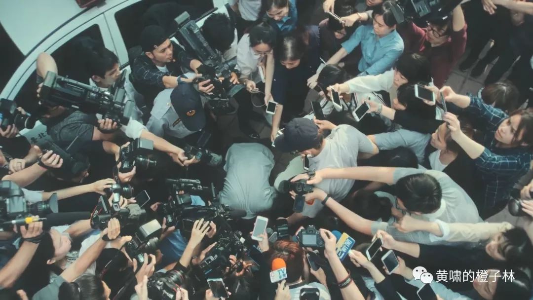 如果小时候读书的小孩都不当记者了