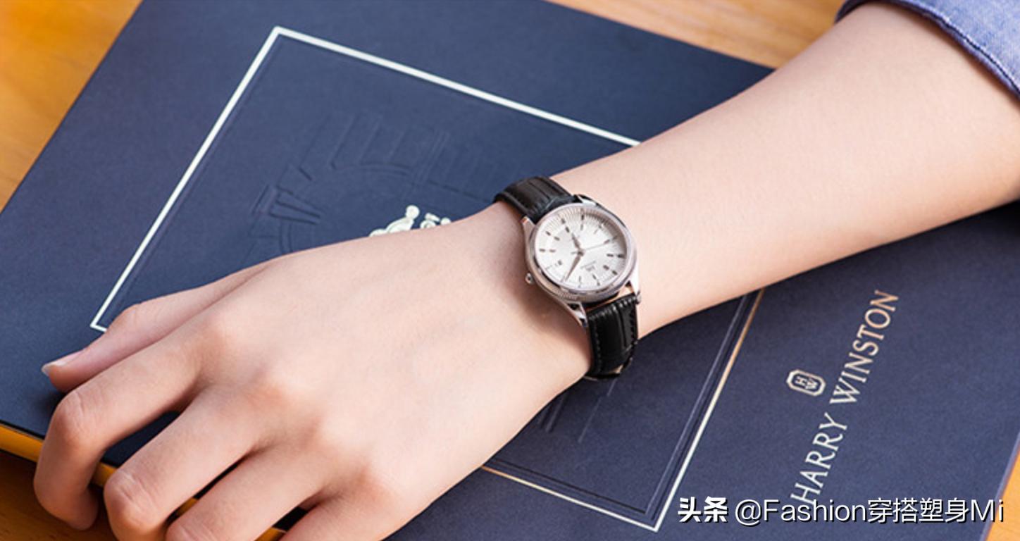 怎样挑选符合自己气质的手表女款,女士手表哪几款大气