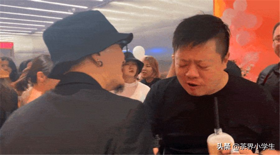 马东成名视频,马东奶茶店