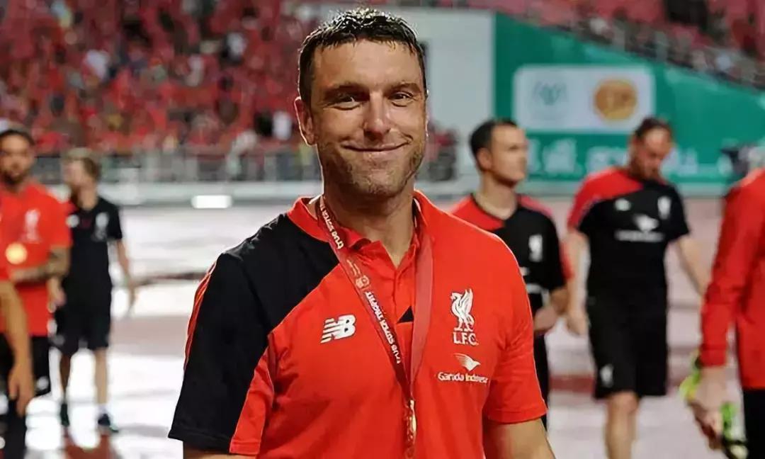 如何一夜成为网红,如何成为足球球星