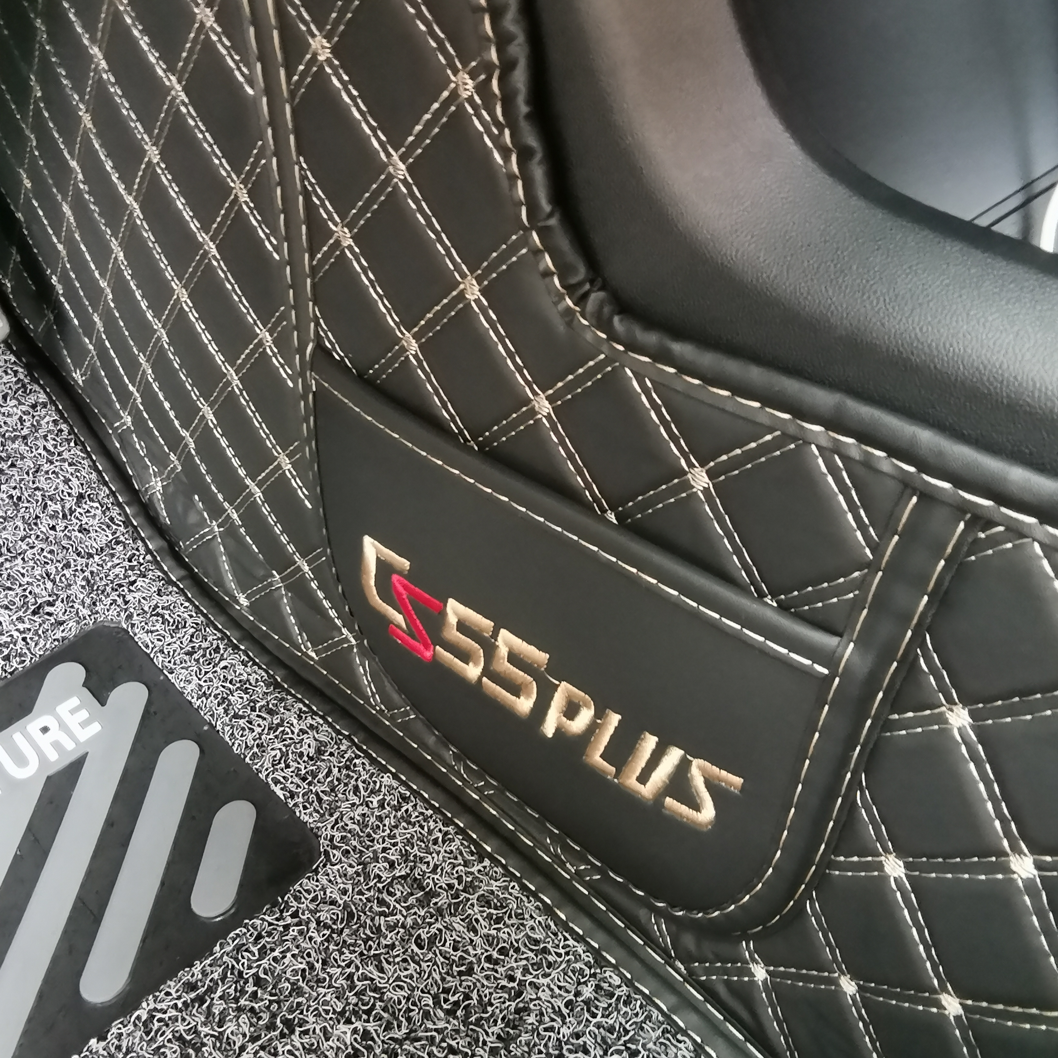 鍐颁笣鑴氬灚,鍐颁笣姹借溅鑴氬灚