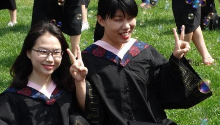 3类大学生可直接成为公务员,满足3个条件就能上学