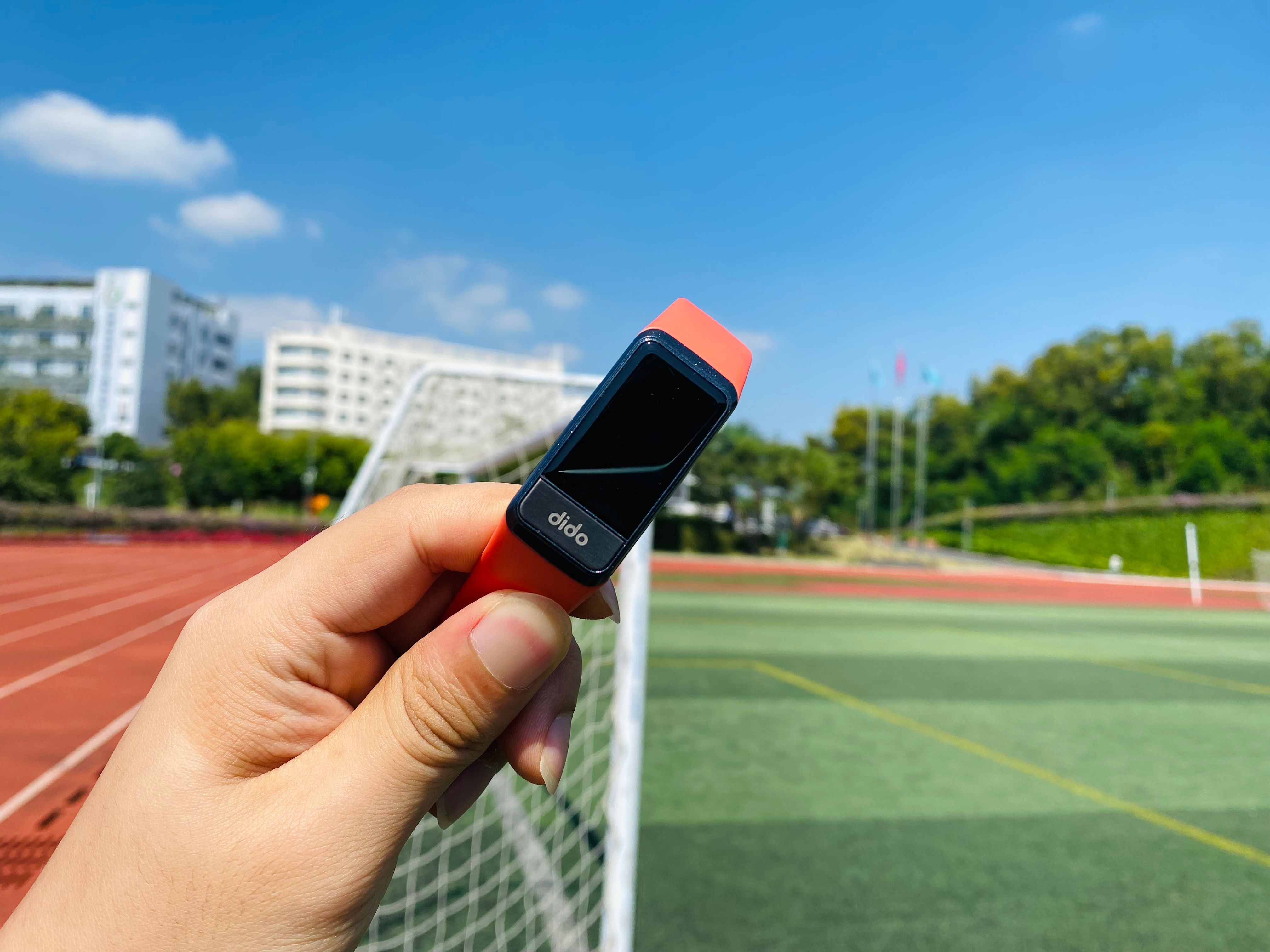 didoy2s智能血压手环测评,dido哪款测血压靠谱