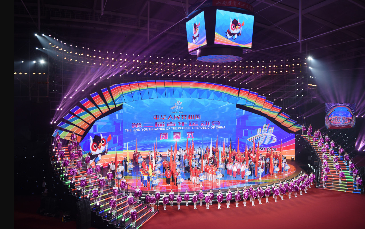 荆楚健儿战青运，八十三金铸辉煌