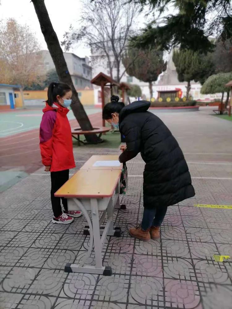 洛龙区养成教育十二校联盟第195次活动洛龙五小现场会