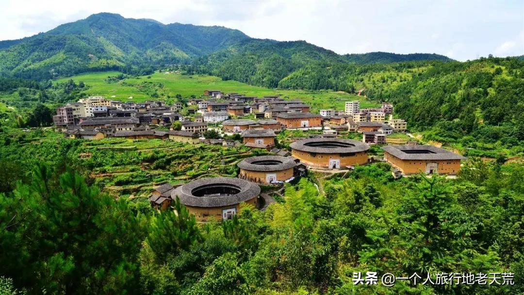 我喜欢古镇,我喜欢古镇的安逸和宁静