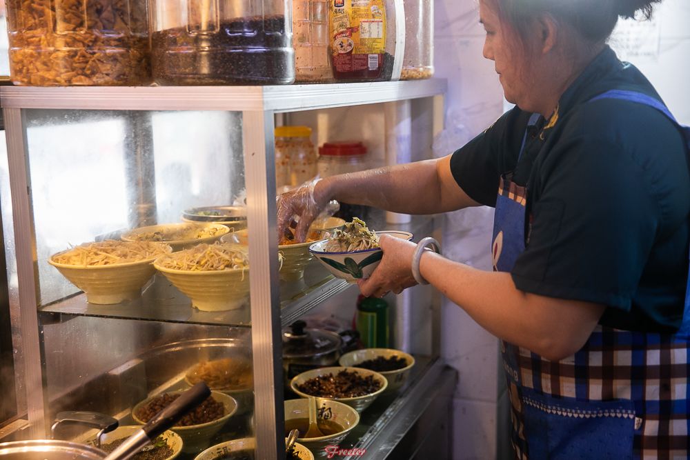 老海口人谁还记得20年前开在海员俱乐部的那家鸡饭店？我们找到了