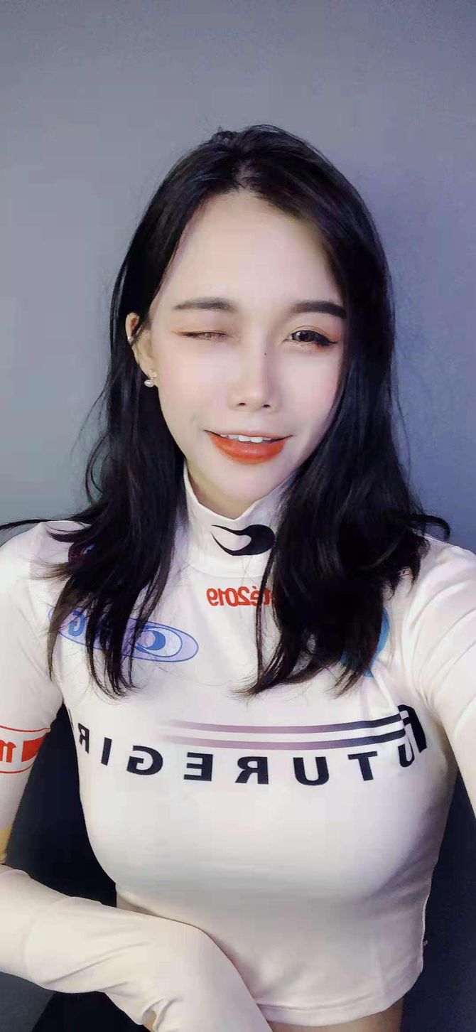 从跑龙套逆袭成最佳女主角,从跑龙套逆袭成女主角