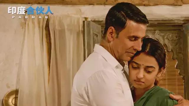 这个了不起的男人，靠着给女人做卫生巾成为英雄！