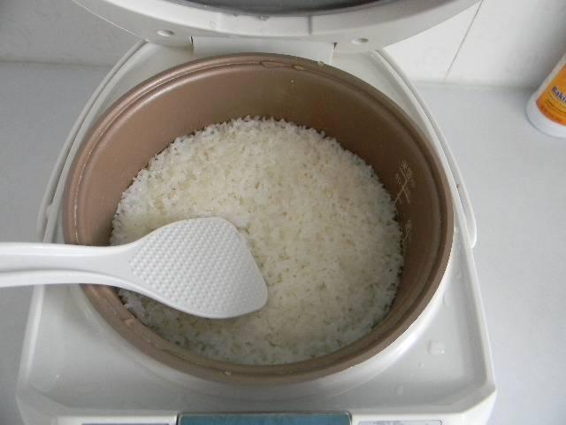 煮饭为什么上面没熟下面烂了,煮饭怎么总是煮不熟