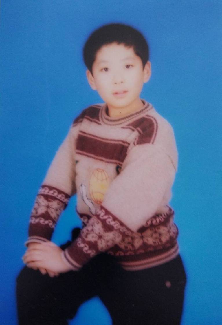 胡子一刮人设崩塌是什么梗,满脸大胡子修睿