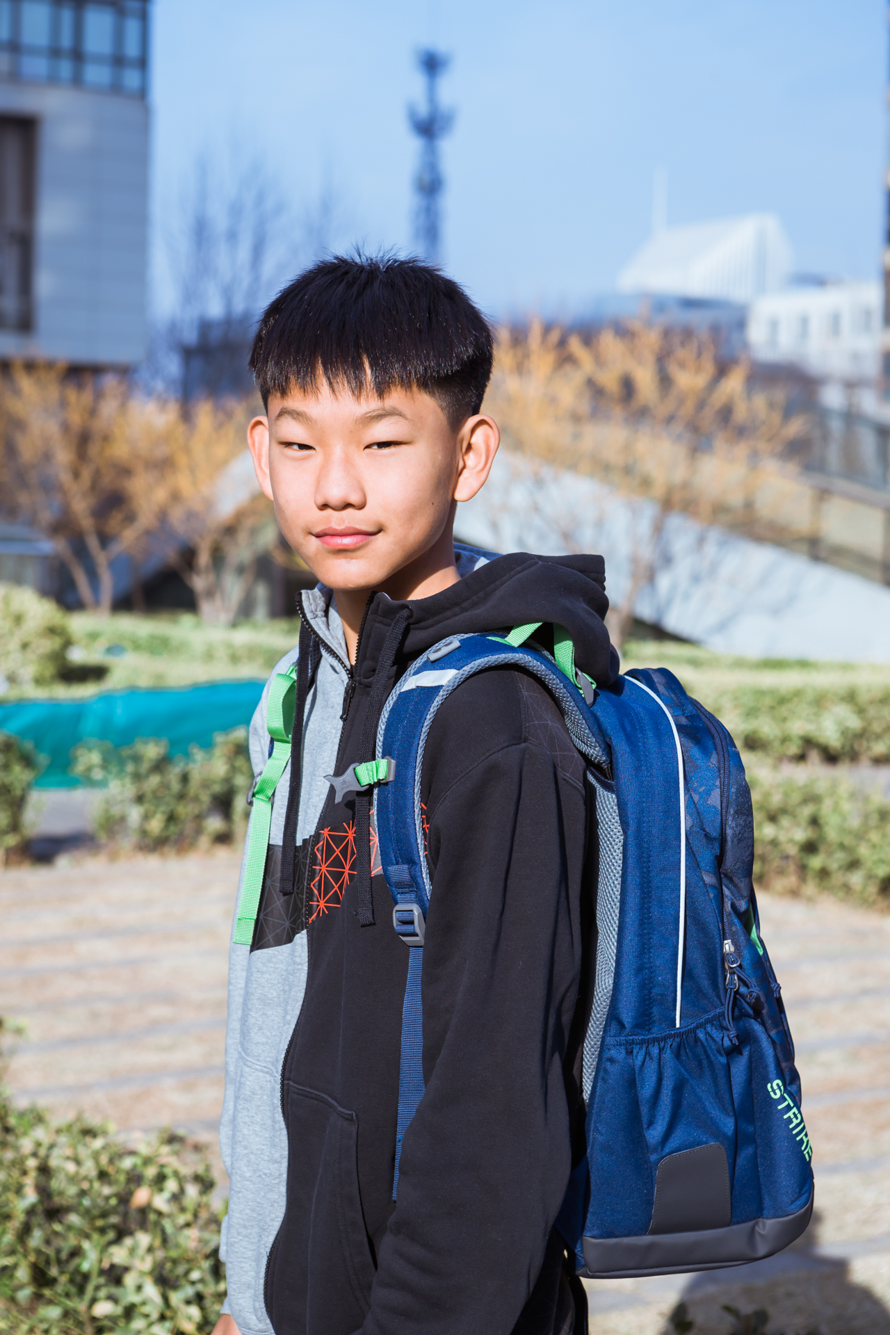 给即将上初三的孩子的小礼物-多特蒙德书包