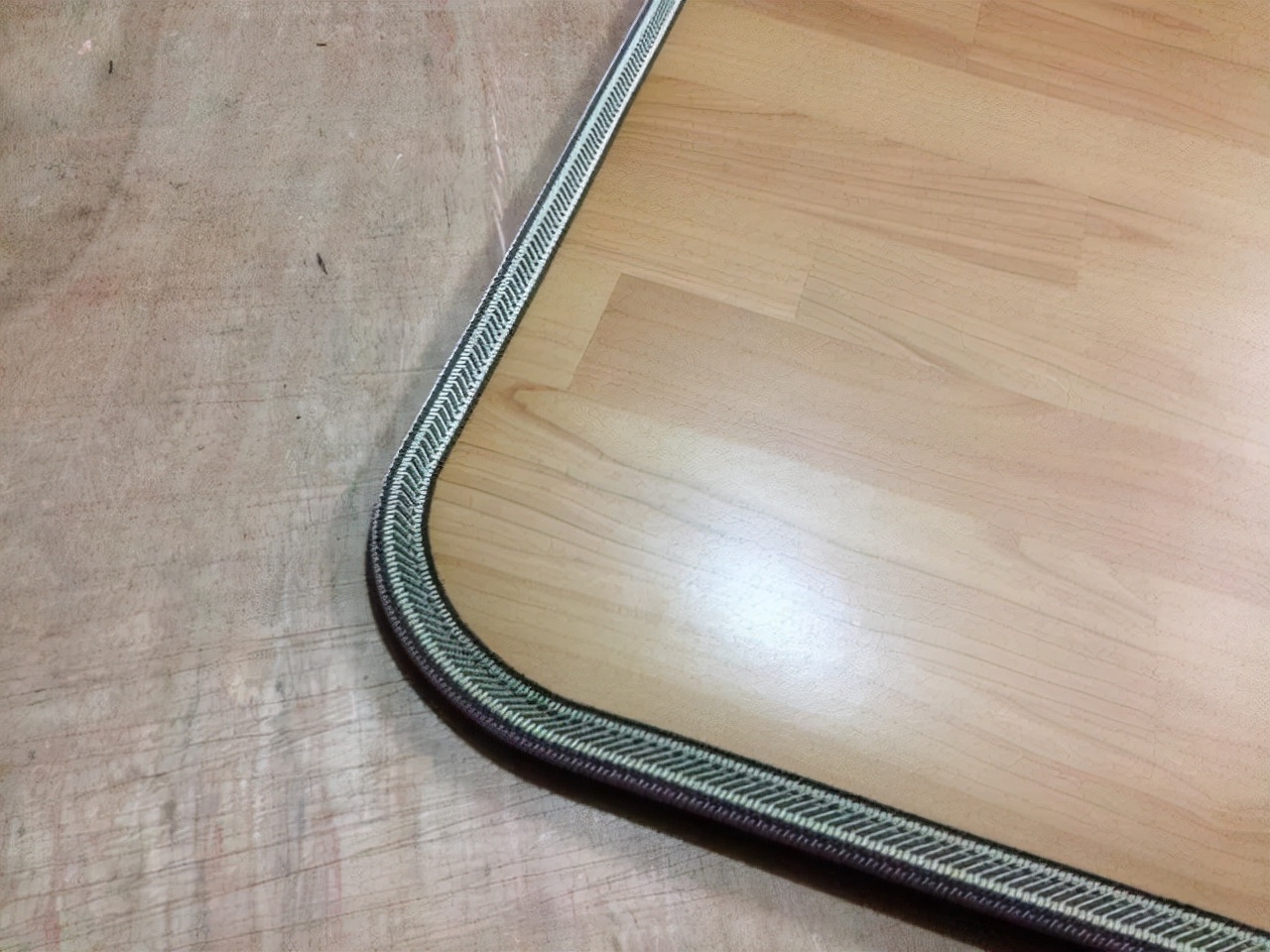 碳晶地暖垫可以覆盖东西吗,别再花大价钱装地暖了