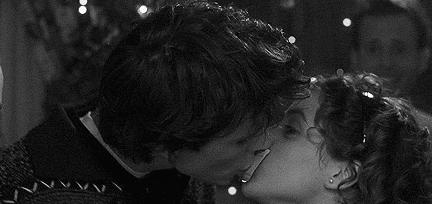 国产剧的吻戏片段,国产剧吻戏最新