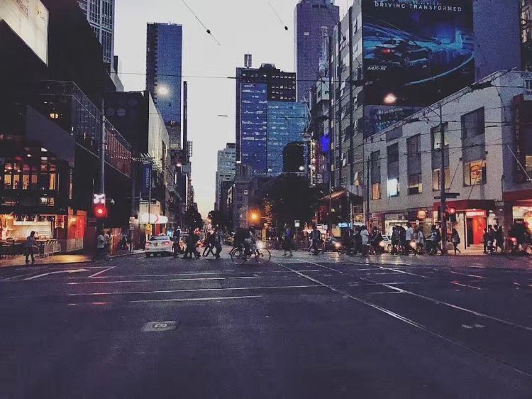 平均周收入$1364澳元，这个澳大利亚移民专业，你必须知道！