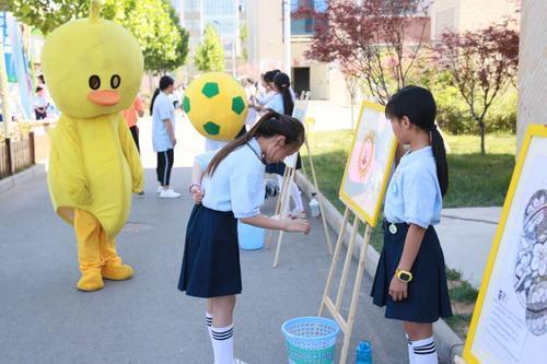 郑州经济技术开发区滨河第一小学,河南省郑州市经开区滨河第一小学