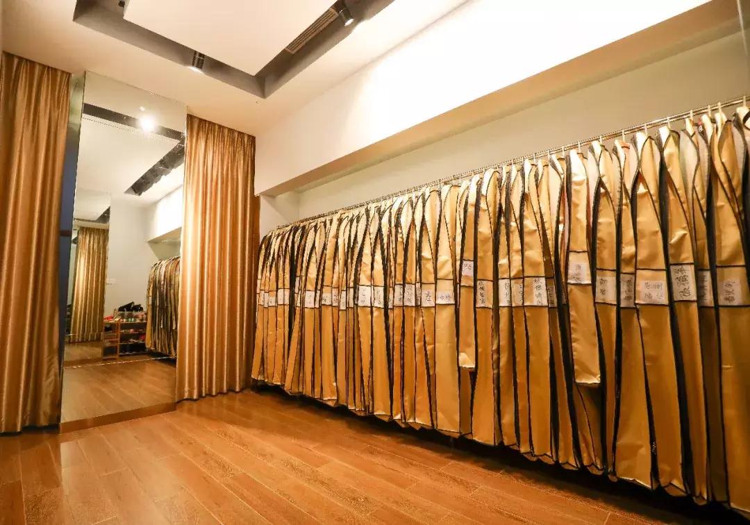 纪梵希四宫格散粉和nars蜜粉,纪梵希四宫格散粉和兰蔻丝绒散粉