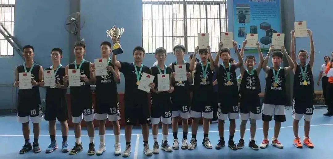 十堰这所学校送给房县学生一份特殊礼物,请查收