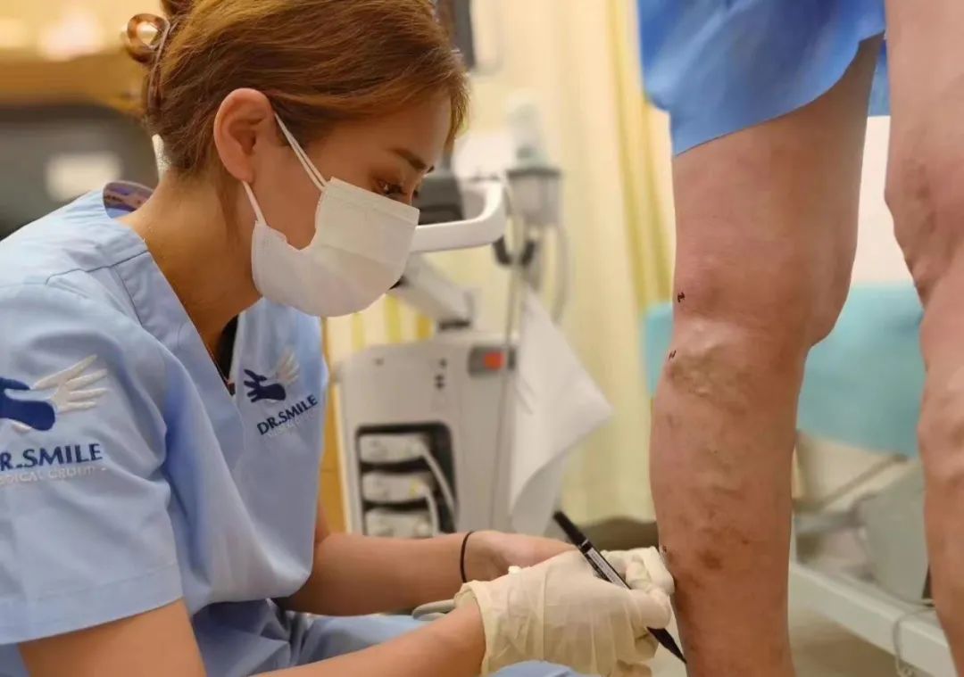 首届首席医学官,首席医学官简历