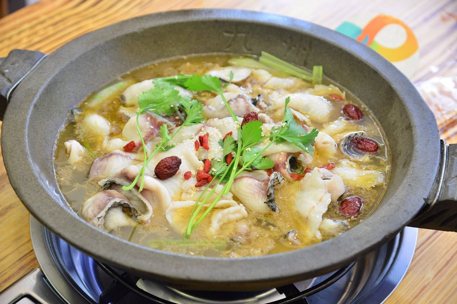 蒸汽石锅鱼实体店视频,石锅鱼正宗加盟