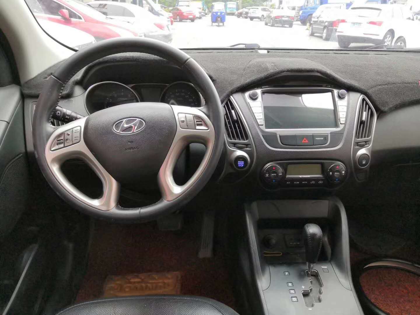 2015年现代ix35二手车能卖多少钱,2010年现代ix35现在卖多少钱