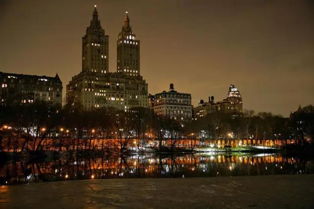 这对夫妇的设计,尺度实在是太大了!