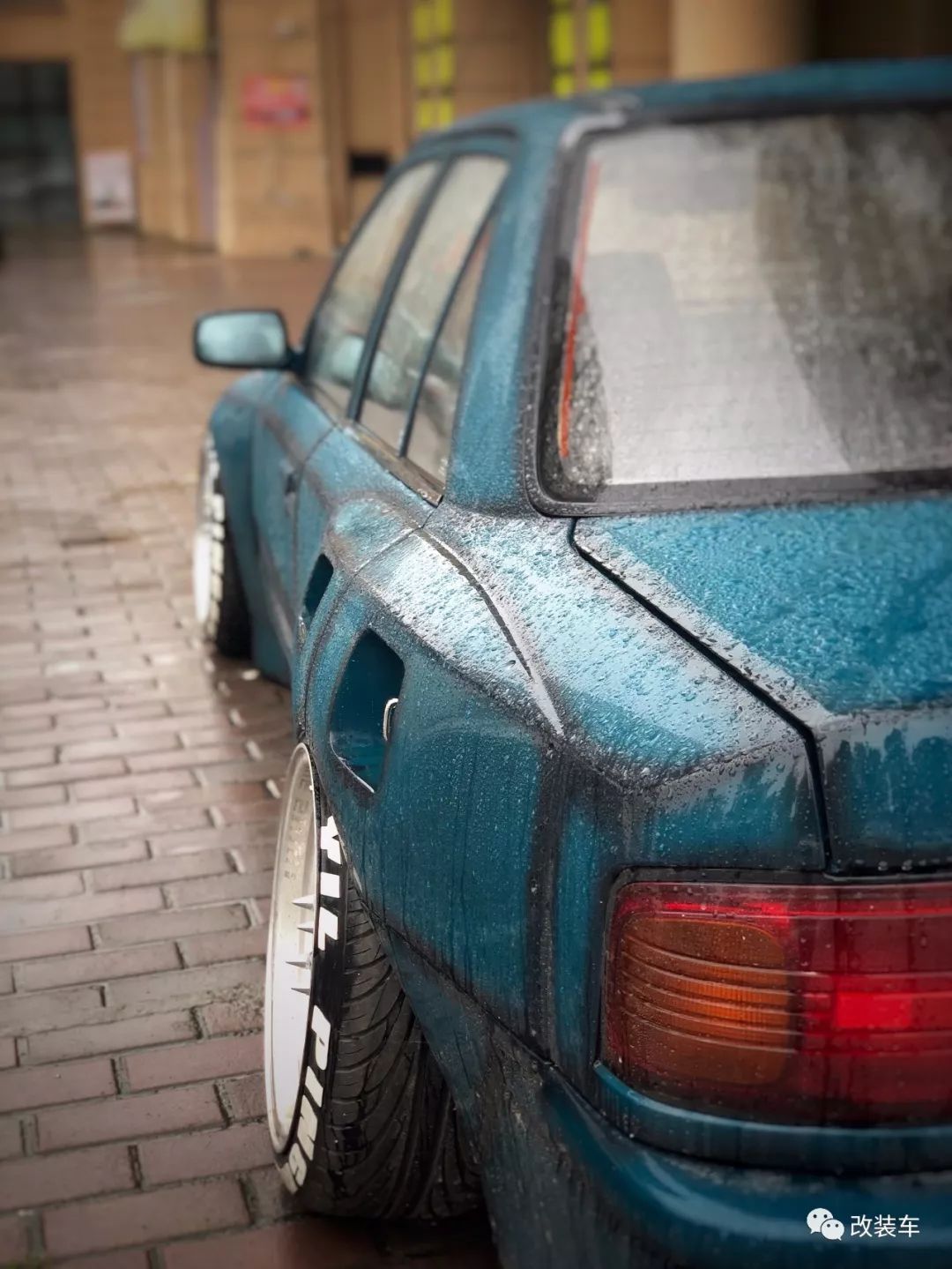 马自达323哪款车最经典,马自达323第三代