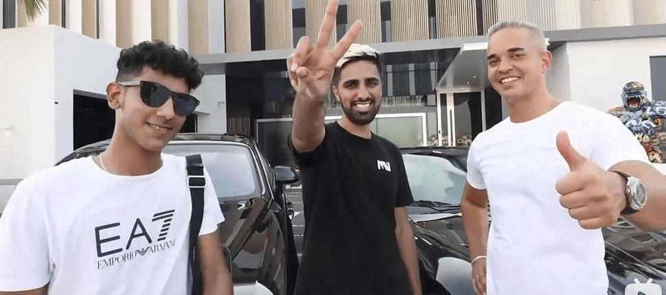 迪拜男子奋斗十年买下劳斯莱斯,迪拜小伙卖掉劳斯莱斯买法拉利