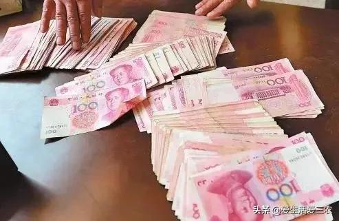 废旧衣服回收怎么入行,2021旧衣回收价目表废旧衣服销路