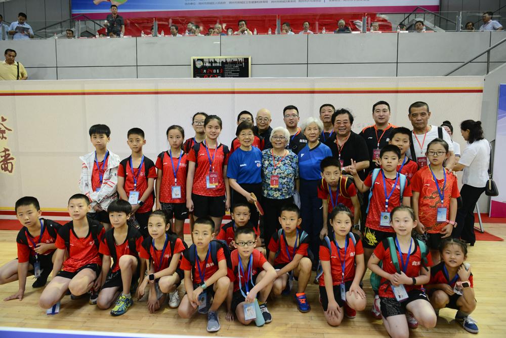 六年，不忘先夫庄则栋遗志，75岁的她奔走华夏为乒乓精神传承