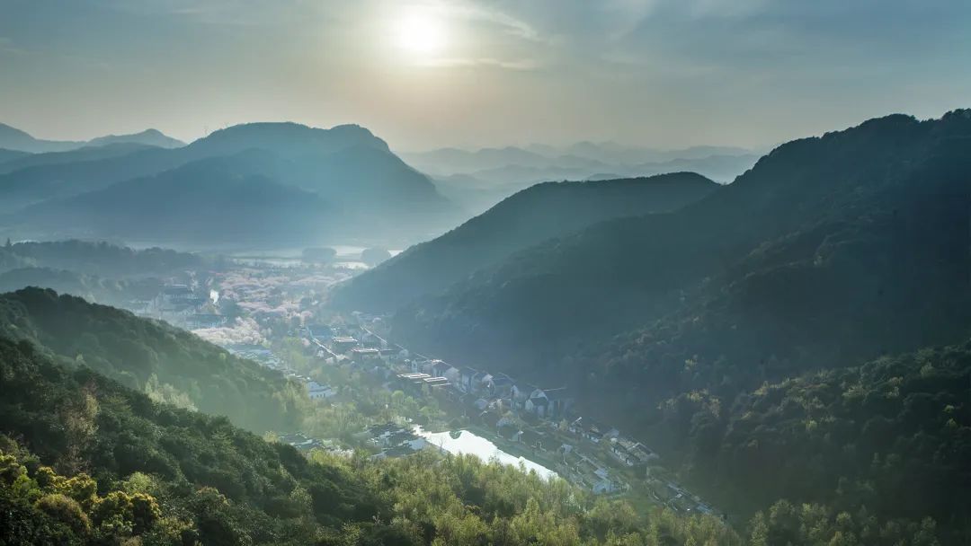 会于会稽山阴之兰亭意思是什么,会于会稽山阴之兰亭的山阴的意思