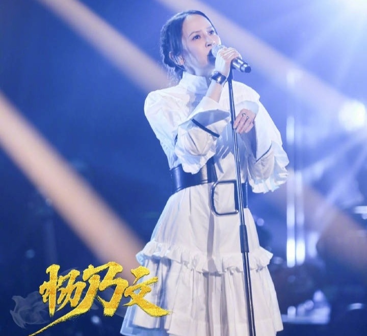 2000年台湾金曲奖杨乃文视频,杨乃文2000金曲奖获奖感言