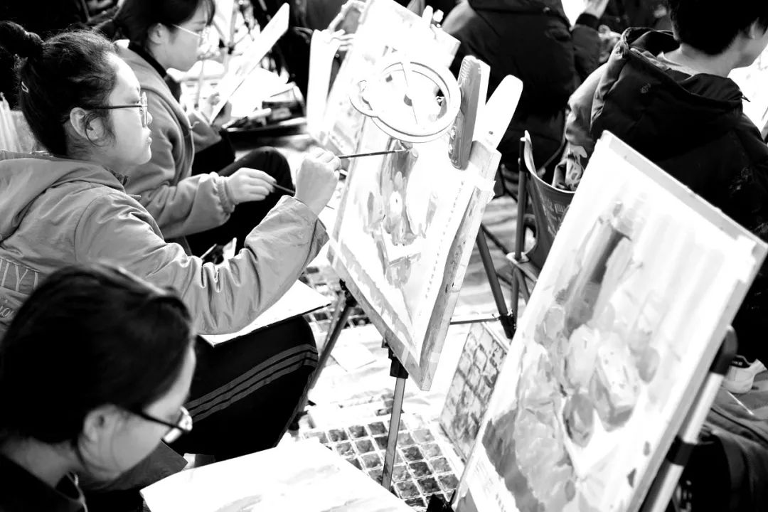 快联考了画得很差怎么办,联考色彩一直画不好是什么原因