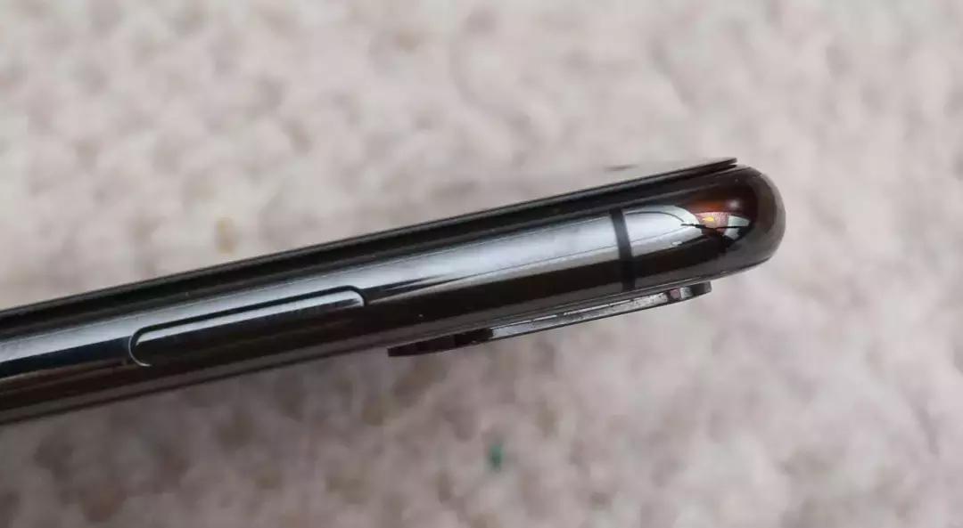 iphone最好贴什么样的钢化膜,iphone13钢化玻璃膜