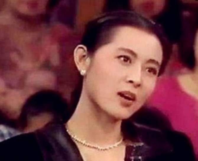 31宀佷笂澶,31宀佷笂澶鏂伴椈