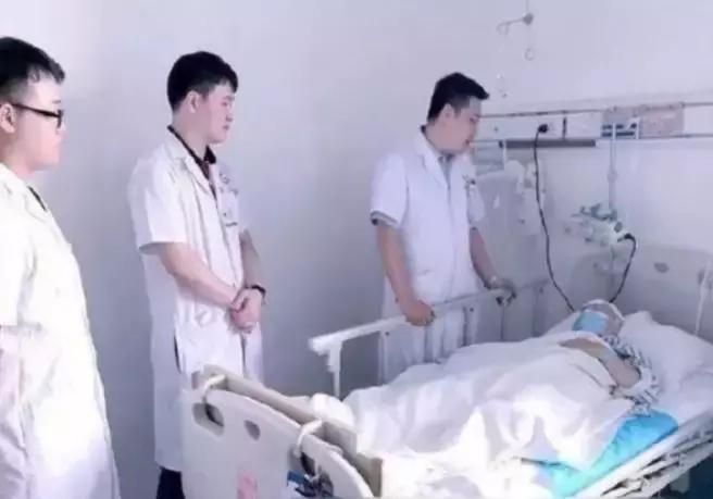 女孩脑中的寄生虫,20岁女孩脑袋有寄生虫后续