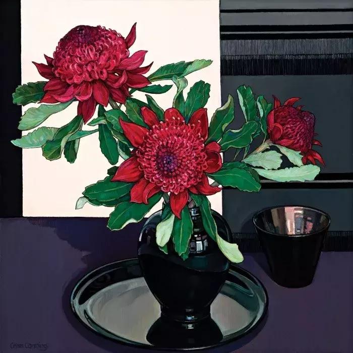 她72岁，画了50多年的画，花儿在她笔下都有了个性