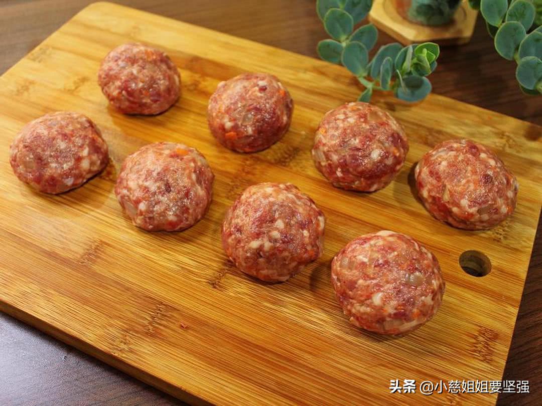 推荐3款超解馋的牛肉自制美食,牛肉最过瘾的吃法天冷炖上一锅