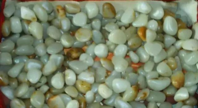 金镶玉骗人后续,金镶玉的骗术