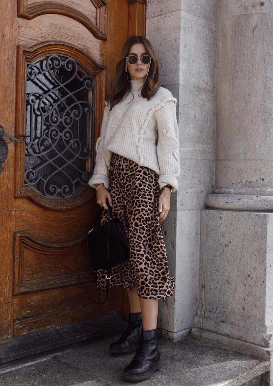 不同款式的马丁靴搭配,马丁靴和长筒靴哪个好搭配