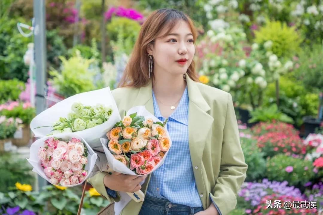 超便宜！成都铁轨下的花市5元买回一个春天！