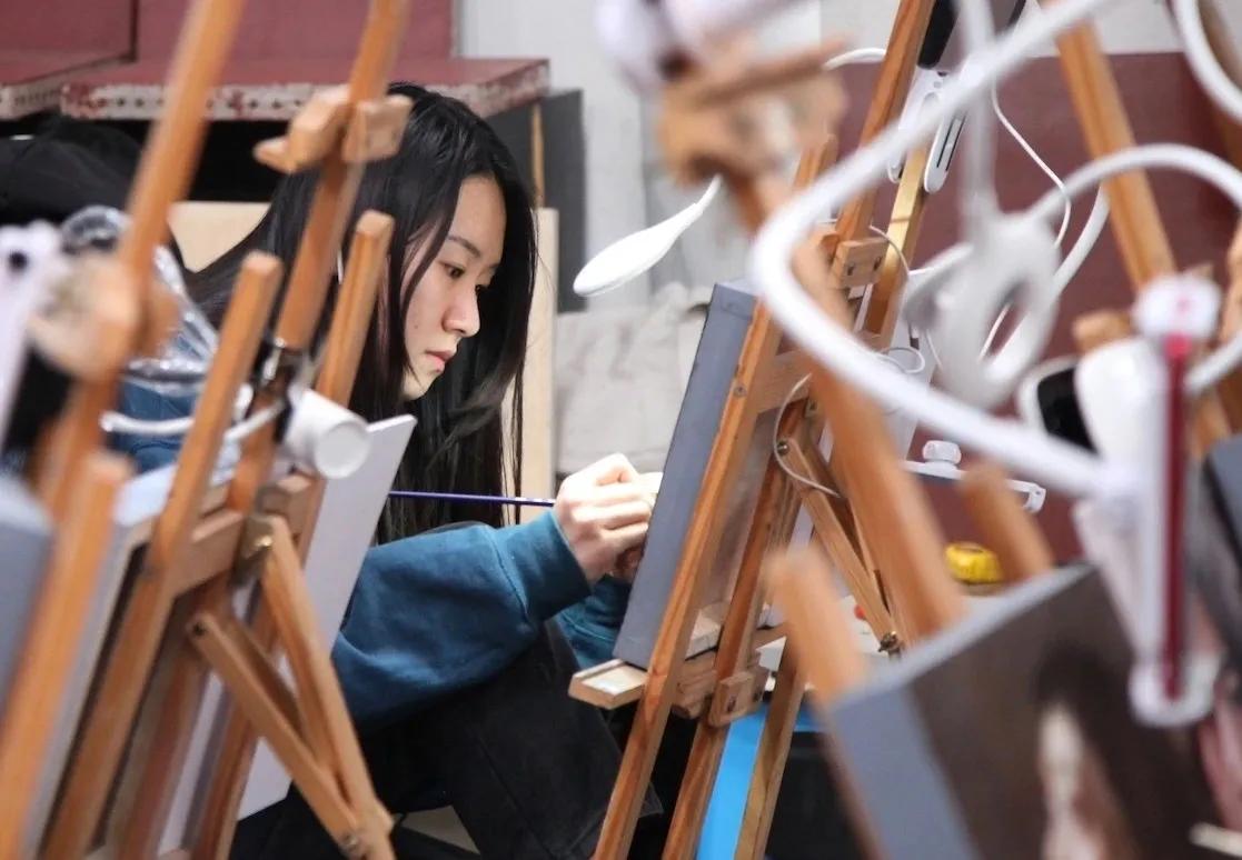 我要拆除绘画中画地为牢的“柏林墙”