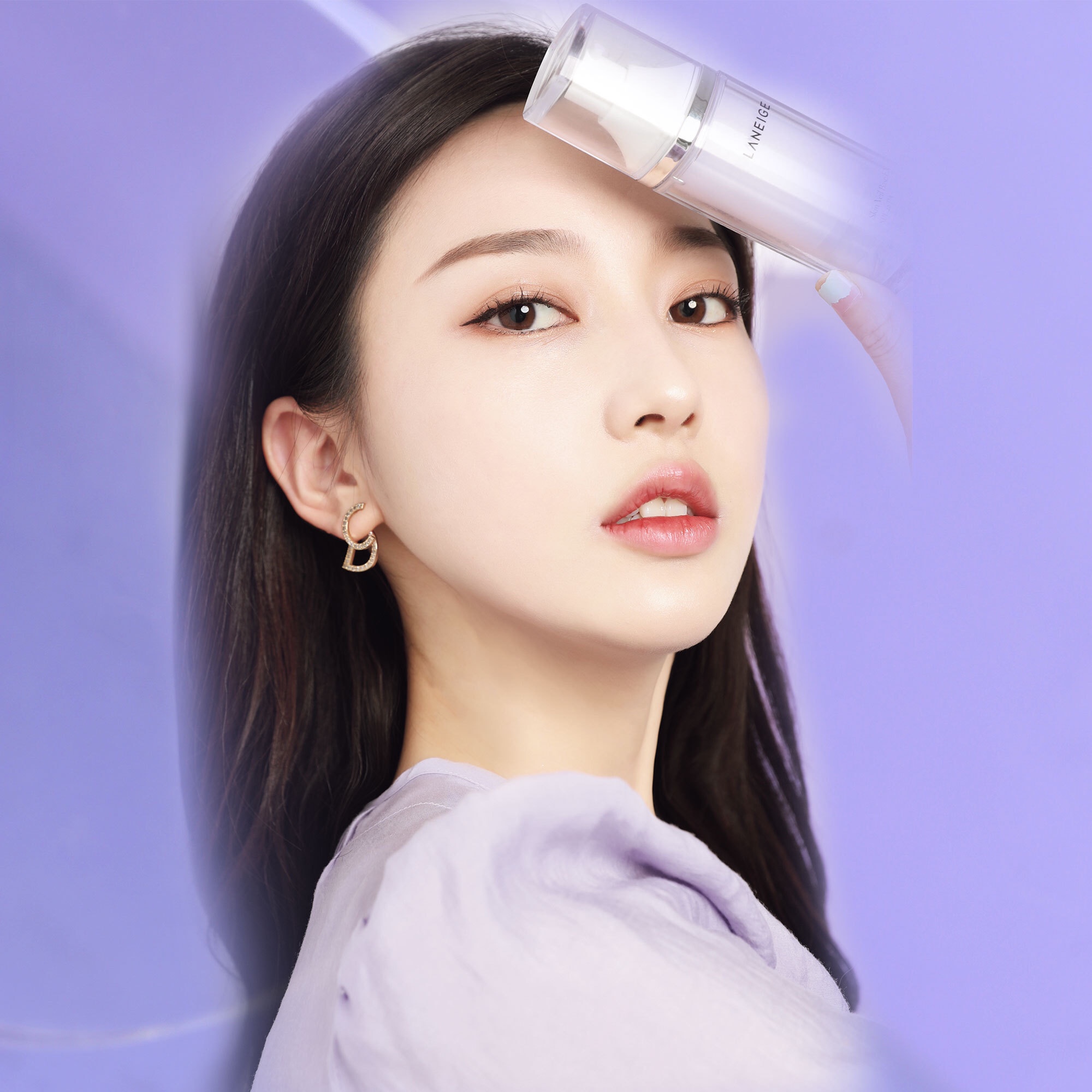 想要清透妆感用气垫还是粉底,怎么用妆前乳隔离霜好看点呢图片